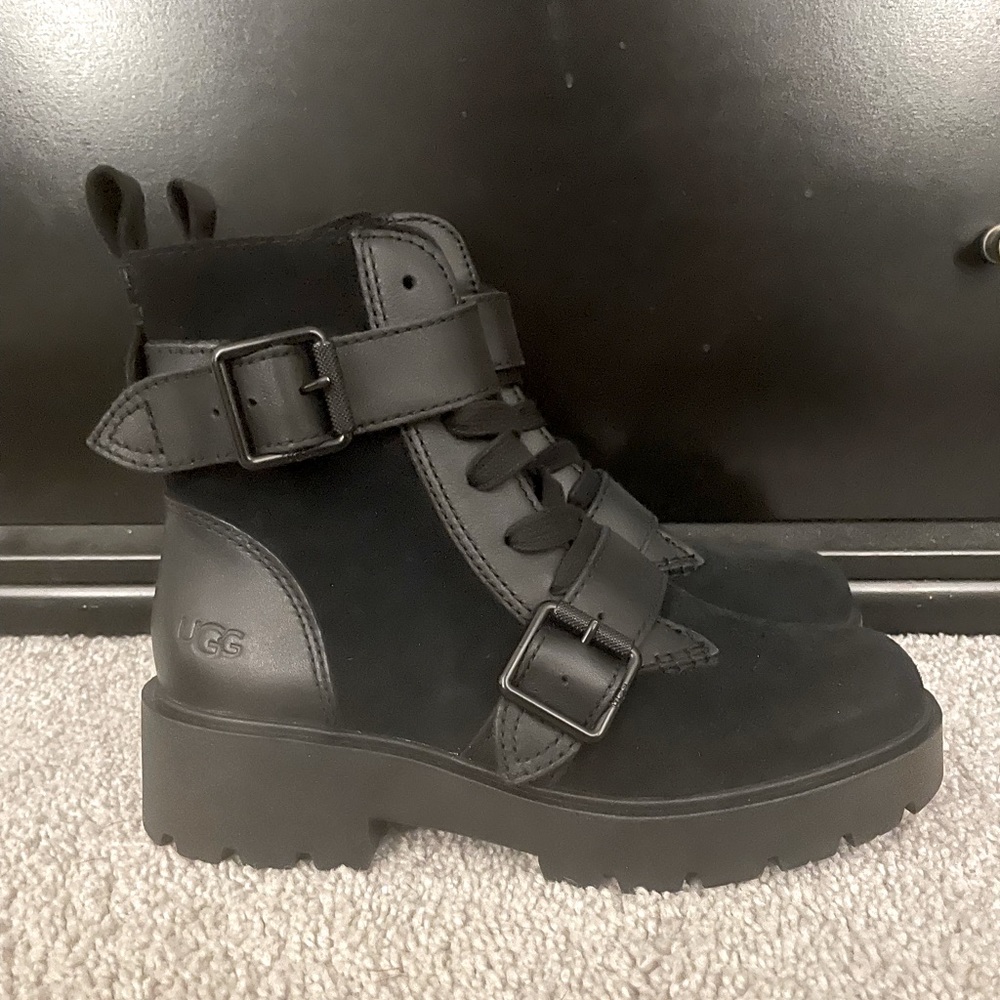 UGG W Zorrah Waterproof Combatboot
